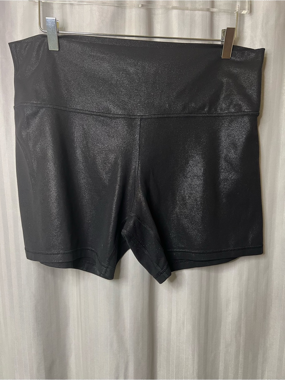 lululemon Shiny Black High-Rise Bike Shorts size 16